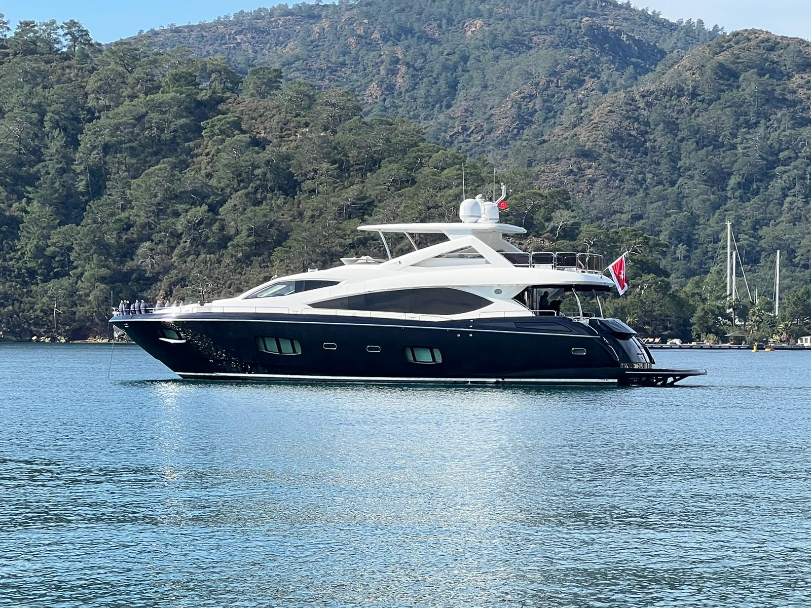 sunseeker yacht charter